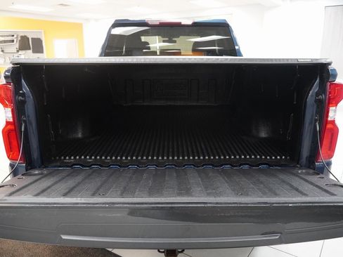 Used 2020 Chevrolet Silverado 1500 Custom w/ Custom Value Package image 13