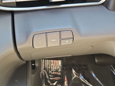 Used 2023 Hyundai Elantra SEL w/ Convenience Package FWD image 15
