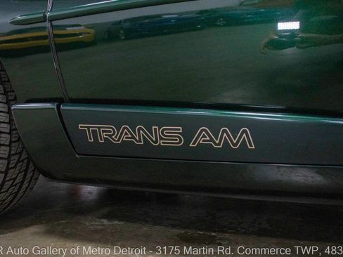 Used 1992 Pontiac Firebird Trans Am image 32