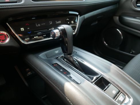 Used 2022 Honda HR-V EX image 24