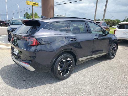 New 2026 Kia Sportage SX image 4