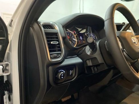Used 2026 RAM 2500 Big Horn AWD/4WD image 31
