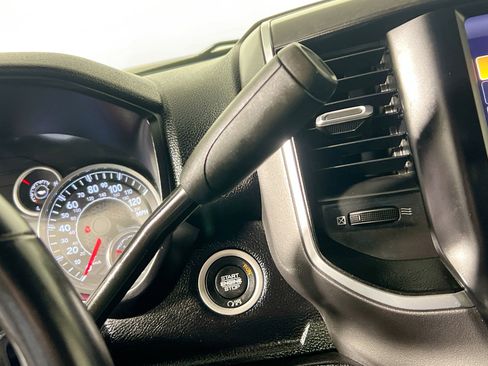 Used 2024 RAM 3500 Big Horn image 25