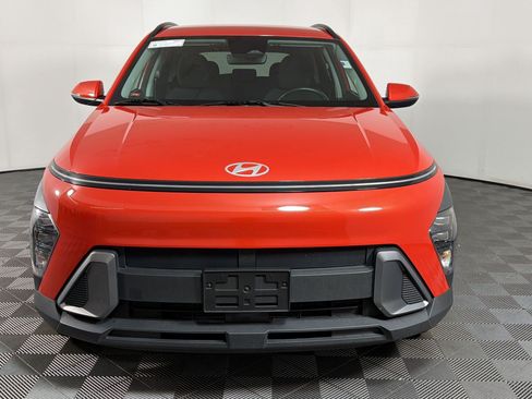 Used 2024 Hyundai Kona SEL AWD/4WD image 5