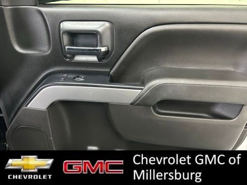 Used 2018 Chevrolet Silverado 1500 LT w/ Texas Edition image 28