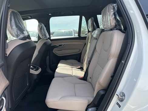 New 2026 Volvo XC90 B6 Plus AWD/4WD image 12