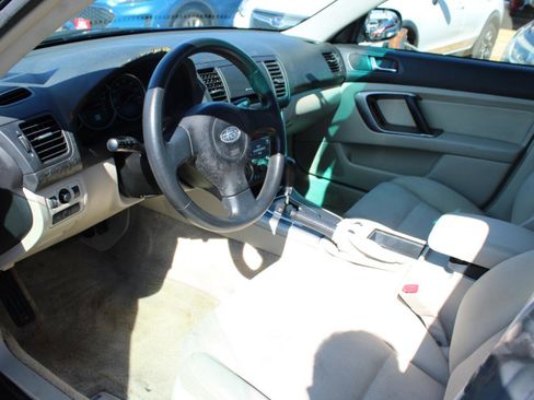 Used 2007 Subaru Outback 2.5i image 12