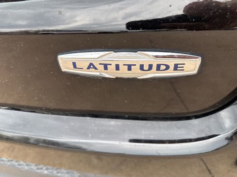 Used 2020 Jeep Compass Latitude image 9