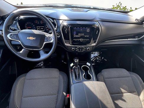 Used 2020 Chevrolet Traverse LS image 7