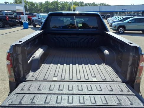 New 2026 Chevrolet Silverado EV LT image 9