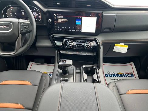 New 2026 GMC Sierra 1500 AT4 w/ AT4 Premium Package AWD/4WD image 14
