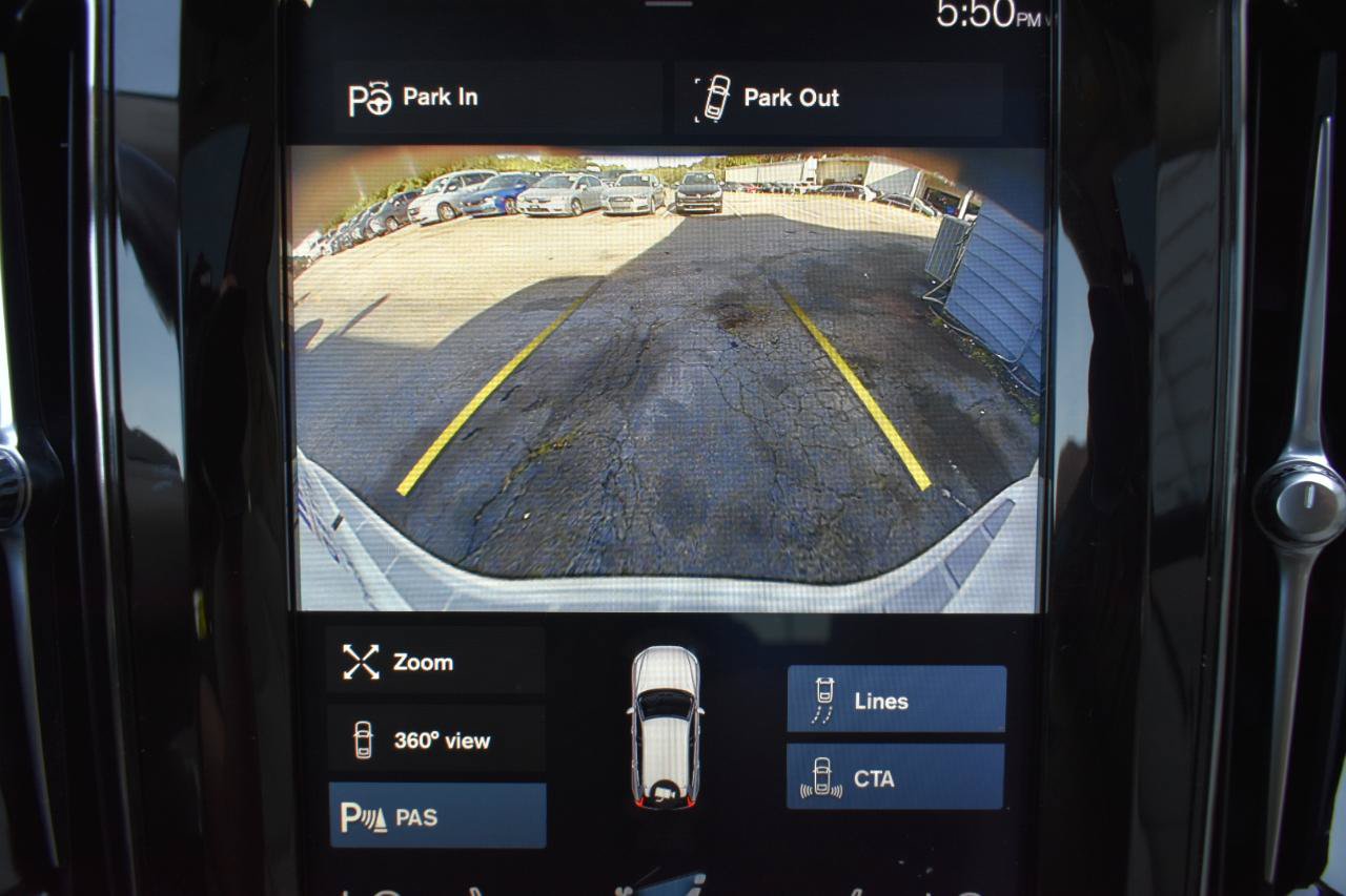 Used 2019 Volvo XC60 T8 Inscription w/ Advanced Package AWD/4WD image 21