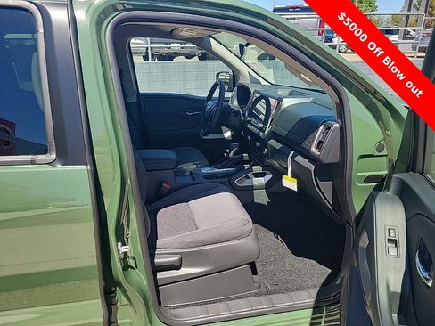 New 2025 Nissan Frontier SV w/ SV Convenience Package AWD/4WD image 15