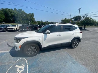 Used 2022 Kia Seltos EX