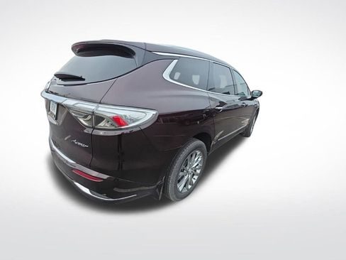 Used 2023 Buick Enclave Avenir image 8