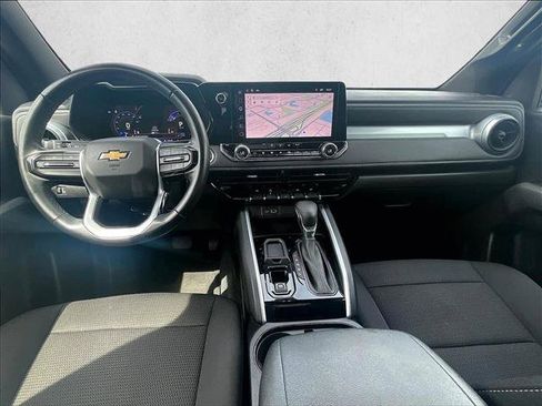 Used 2024 Chevrolet Colorado LT w/ LT Convenience Package RWD image 16