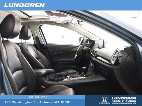 Used 2015 MAZDA MAZDA3 i Grand Touring image 15