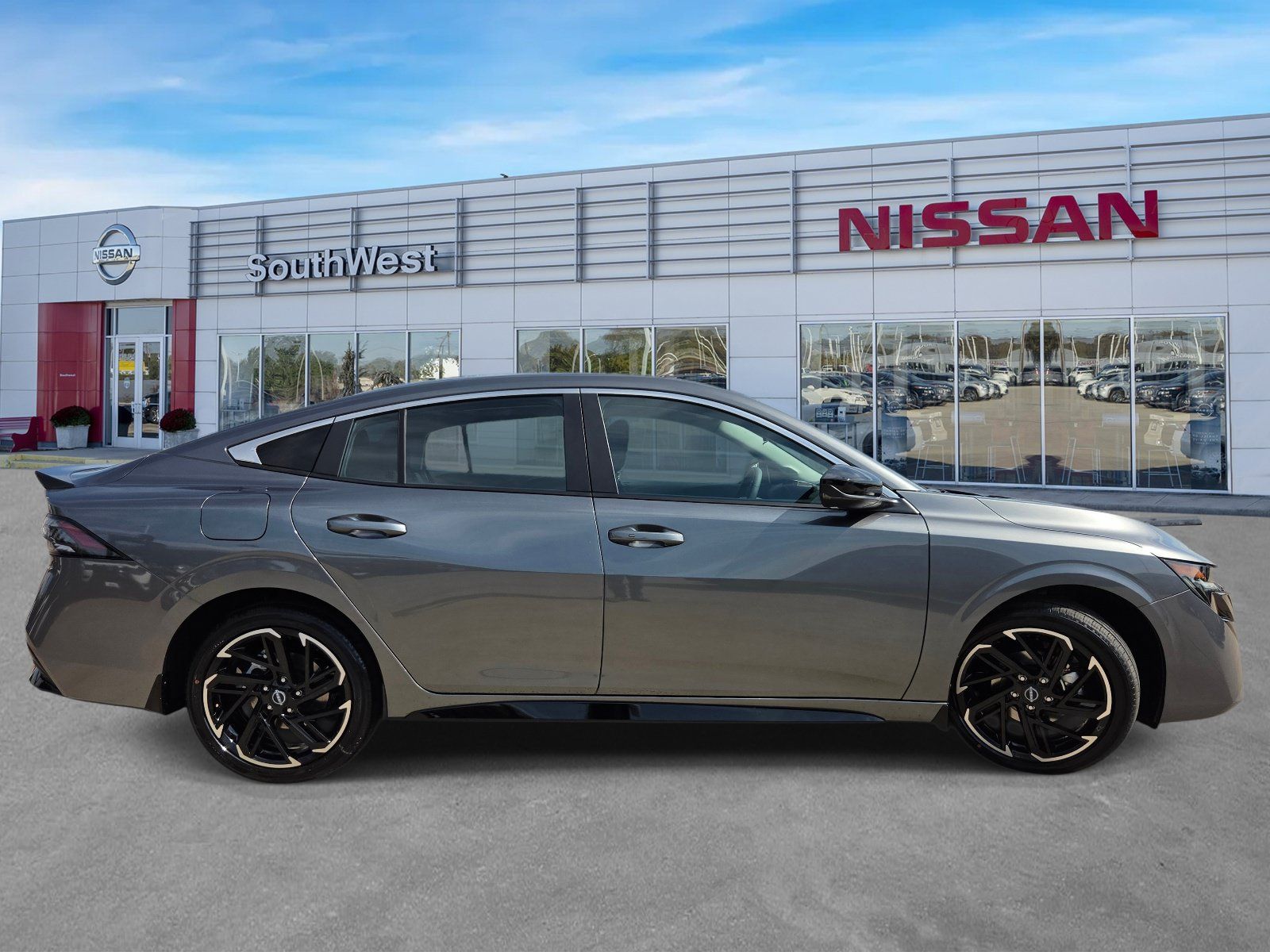 New 2027 Nissan Sentra SR FWD image 4