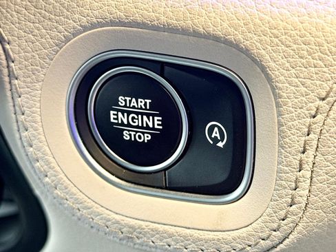 Certified 2024 Mercedes-Benz GLE 350 4MATIC image 33