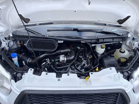 Used 2025 Ford Transit 250 Medium Roof AWD image 41