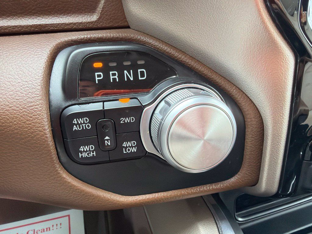 Used 2021 RAM 1500 Laramie AWD/4WD image 16