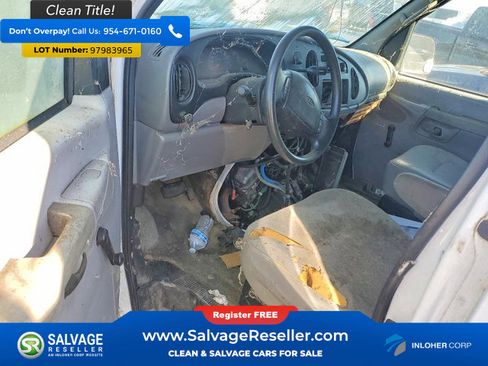 Used 2002 Ford E-150 and Econoline 150 RWD image 11