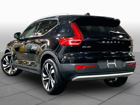 Used 2023 Volvo XC40 B5 Plus w/ Climate Package AWD/4WD image 12