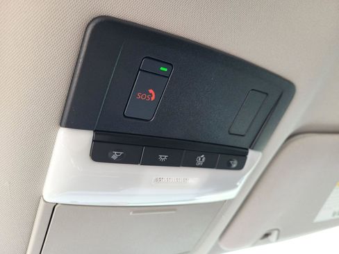 Used 2025 Nissan Pathfinder SV w/ Cargo Package image 19