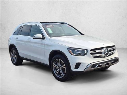 Certified 2021 Mercedes-Benz GLC 300 image 3