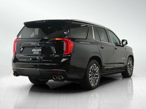 Used 2024 GMC Yukon Denali Ultimate AWD/4WD image 6
