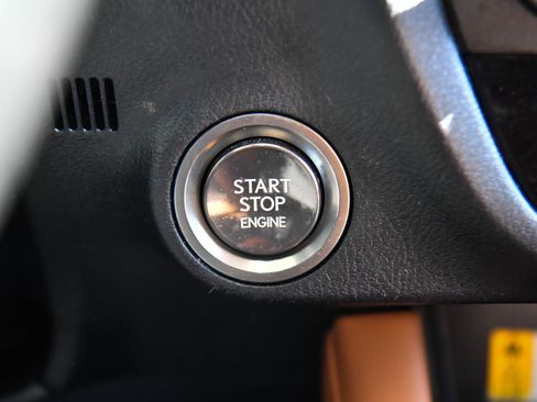 Used 2022 Lexus RX 350L FWD w/ Premium Package image 30