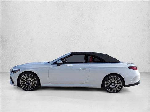 Used 2024 Mercedes-Benz CLE 300 4MATIC Cabriolet image 8