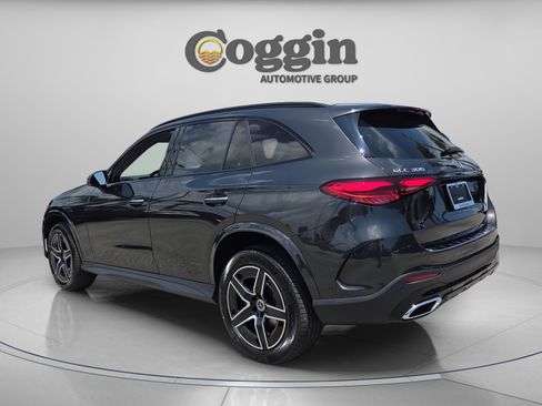 New 2026 Mercedes-Benz GLC 300 image 3