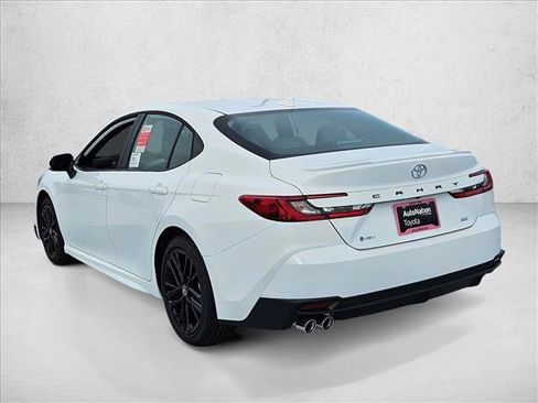 New 2026 Toyota Camry SE FWD image 9