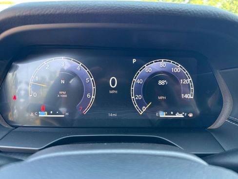 New 2025 Jeep Grand Cherokee L Laredo w/ Luxury Tech Group I image 18