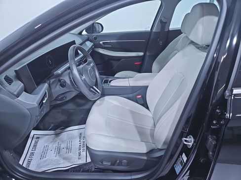 Certified 2024 Hyundai Sonata SEL w/ Convenience Package image 11