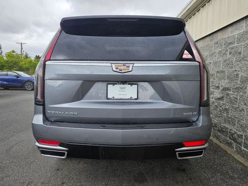 Used 2021 Cadillac Escalade Premium Luxury w/ LPO, Floor Liner Package AWD/4WD image 6