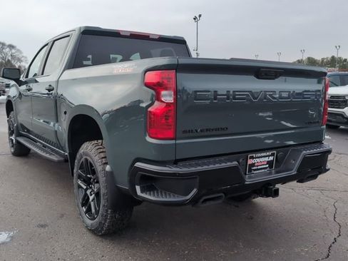 New 2026 Chevrolet Silverado 1500 Custom Trail Boss w/ LPO, Dark Essentials Package AWD/4WD image 5
