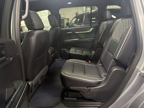 New 2026 GMC Acadia Denali w/ Super Cruise Package image 23