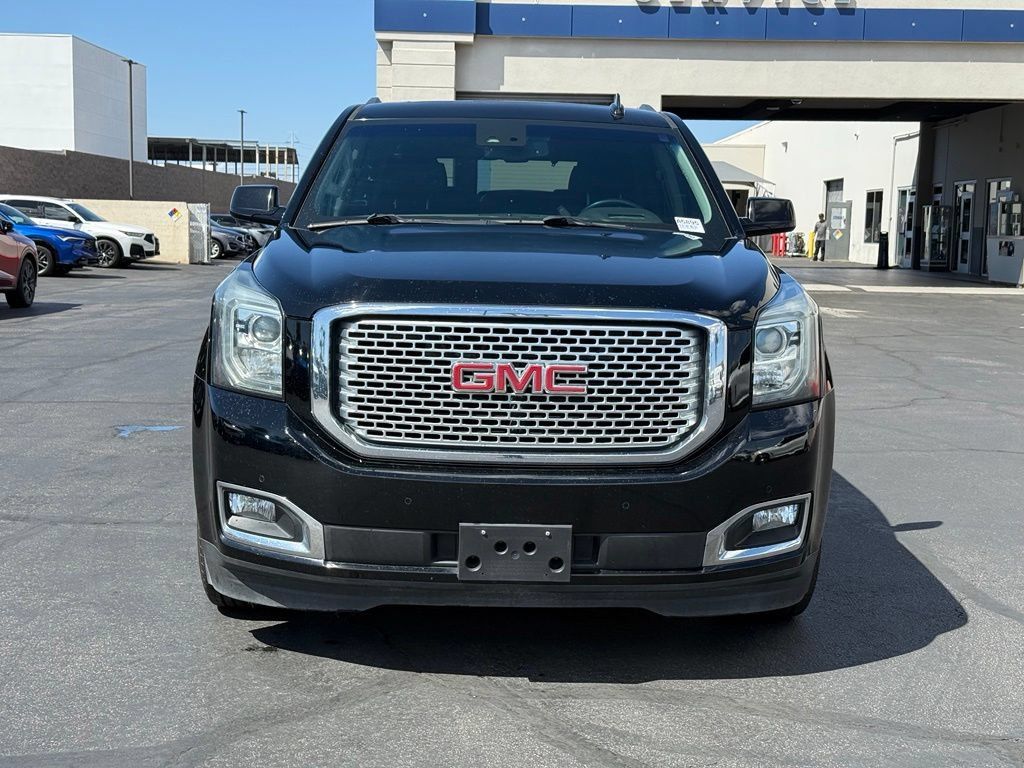 Used 2017 GMC Yukon Denali w/ Open Road Package RWD image 11