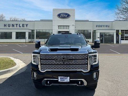 Used 2022 GMC Sierra 3500 Denali image 3