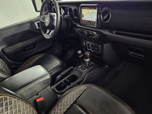 Used 2023 Jeep Wrangler High Altitude image 32