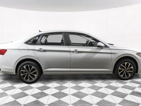 Used 2025 Volkswagen Jetta S FWD image 12
