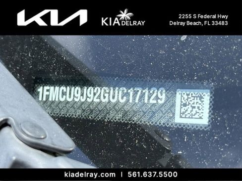 Used 2016 Ford Escape Titanium w/ Equipment Group 301A AWD/4WD image 10