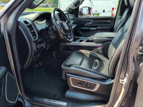 Used 2021 RAM 1500 Laramie w/ Sport Appearance Package AWD/4WD image 36