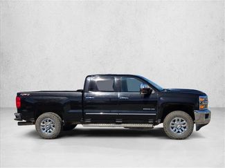 Used 2019 Chevrolet Silverado 2500 LTZ w/ Duramax Plus Package AWD/4WD video 4