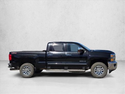 Used 2019 Chevrolet Silverado 2500 LTZ w/ Duramax Plus Package AWD/4WD image 4
