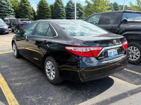 Used 2015 Toyota Camry LE FWD image 6