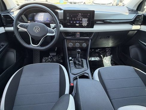 Certified 2025 Volkswagen Taos S FWD image 28