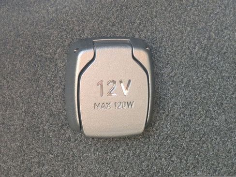 New 2026 Volvo EX30 Plus w/ Protection Package Premier image 16